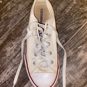 WHITE LOWTOP CONVERSE